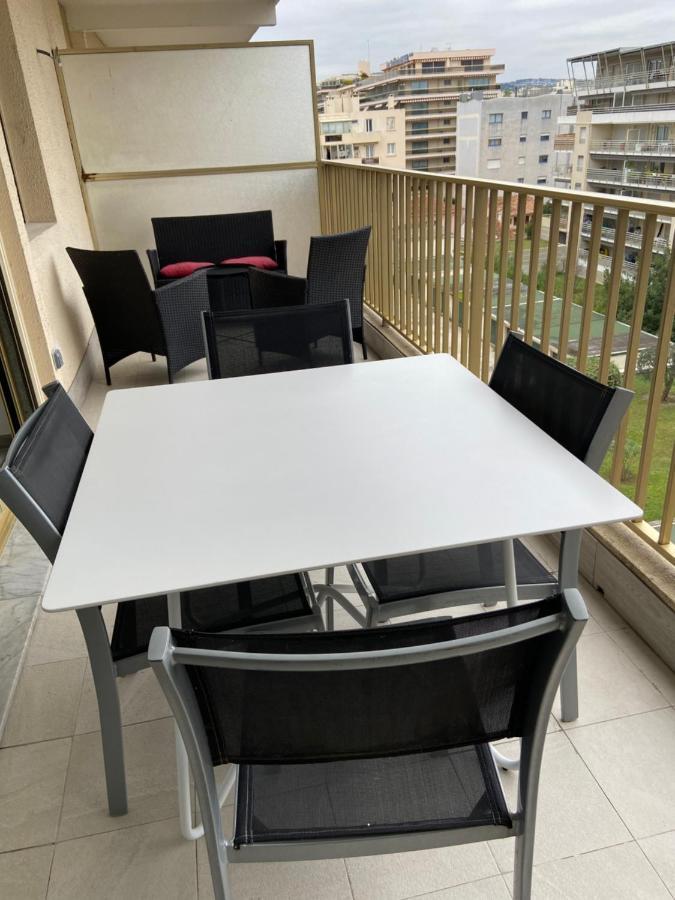 Superbe Appartement Renove A Neuf A 100M De La Mer Juan-les-Pins Exterior photo